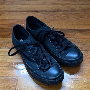 Converse Women's Black Sneakers